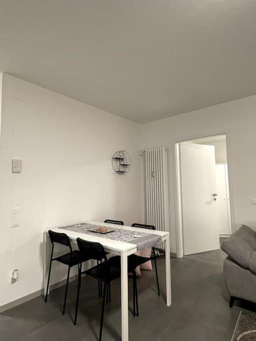 Five Stars Comfort Apartment Lugano Near The Lake Luaran gambar