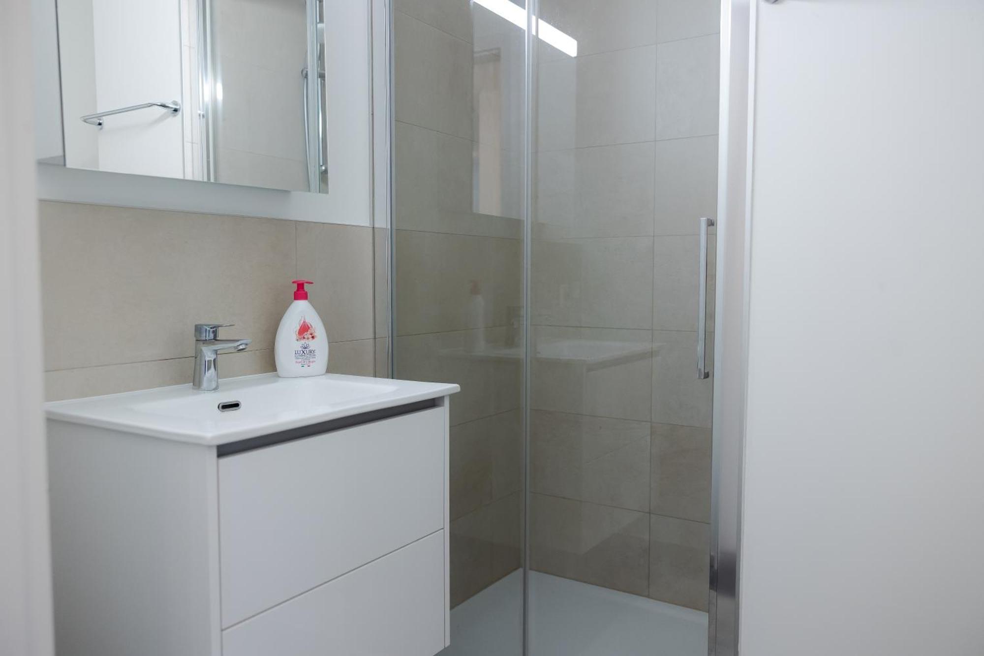 Five Stars Comfort Apartment Lugano Near The Lake Luaran gambar